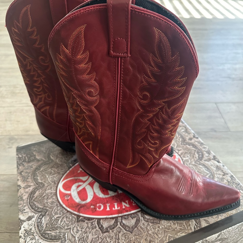 Women Laredo Cowgirl boots red Size 10w